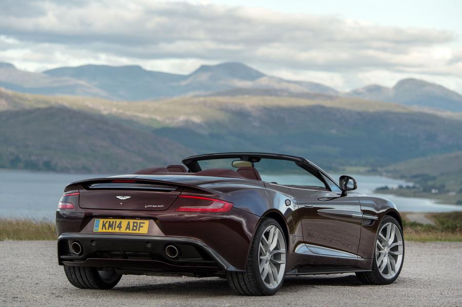  Aston Martin Vanquish Volante 2013 года  (WW) (фото 15 из 51)
